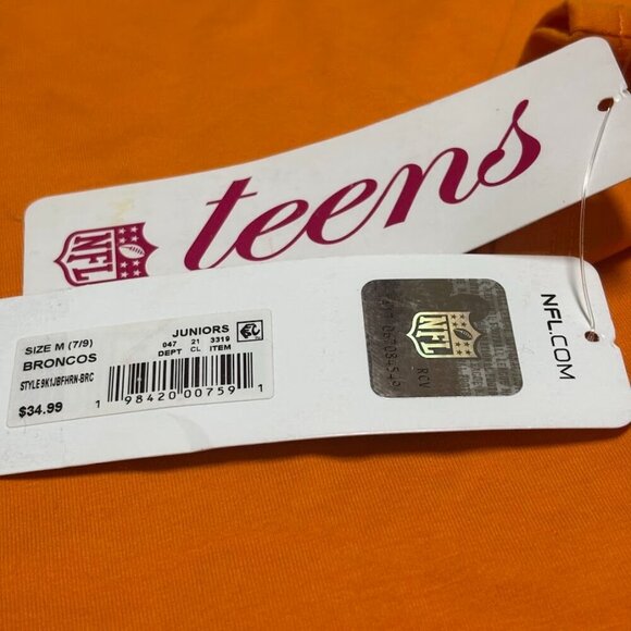 NFL Team Apparel | Denver Broncos Jr Girl's Long Sleeve T-Shirt ( M) - Picture 4 of 6